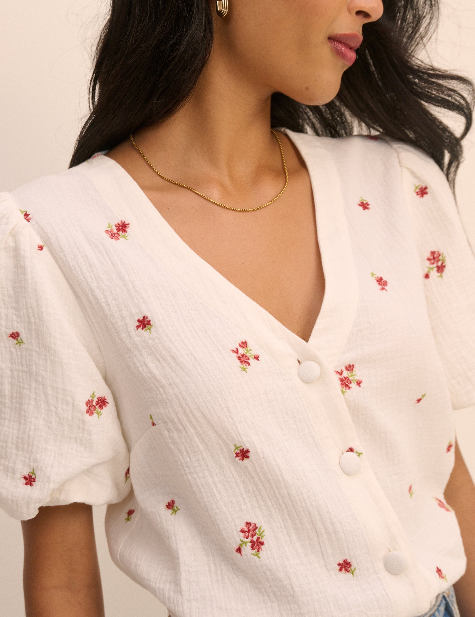 Cream And Red Floral Puff Sleeve Top - Image 2